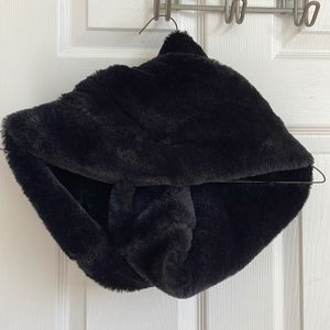 Round fluffy scarf for winter